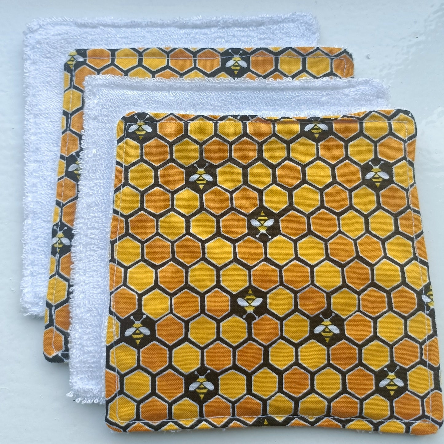 Reusable Eco-Friendly Face Wipes with Bamboo Towelling - Honeycomb