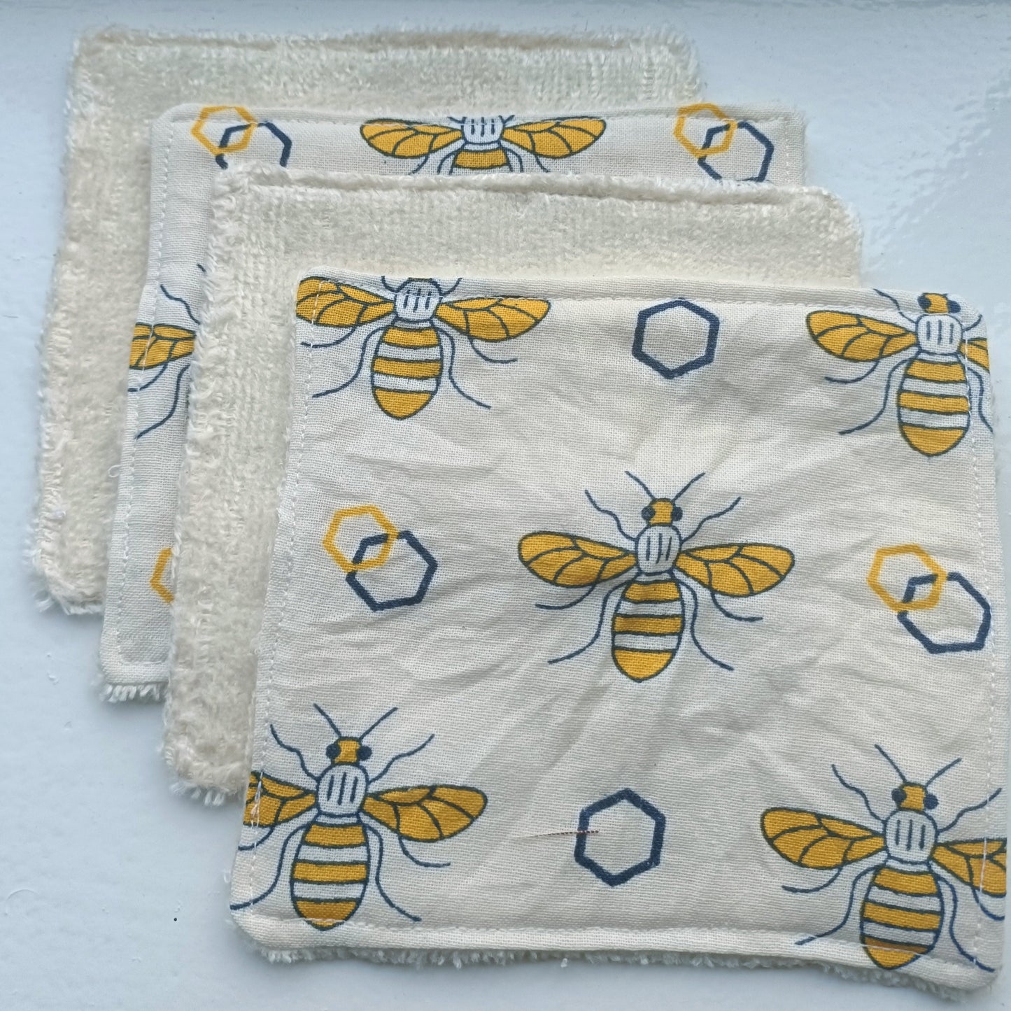 Reusable Eco-Friendly Face Wipes with Bamboo Towelling - Cream Bumblebee